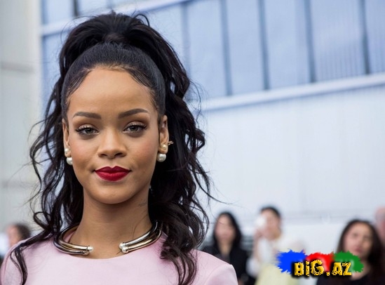 Rihanna Kubanı bir-birinə qatdı