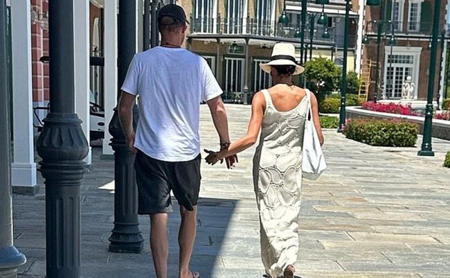 Məşhur cütlüyün bu fotoları müzakirələrə səbəb oldu