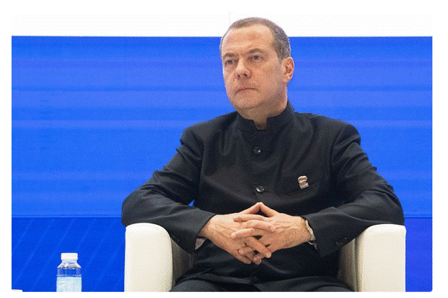 Medvedevdən qorxulu xəbərdarlıq: "Nüvə apokalipsisi mümkündür"