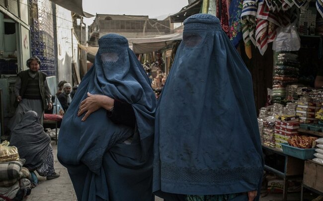 "Taliban" qadınlarla bağlı yeni qadağalar qoyub