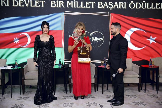 Four Seasons Baku da "Başarı Ödülü" gecəsi təşkil olundu