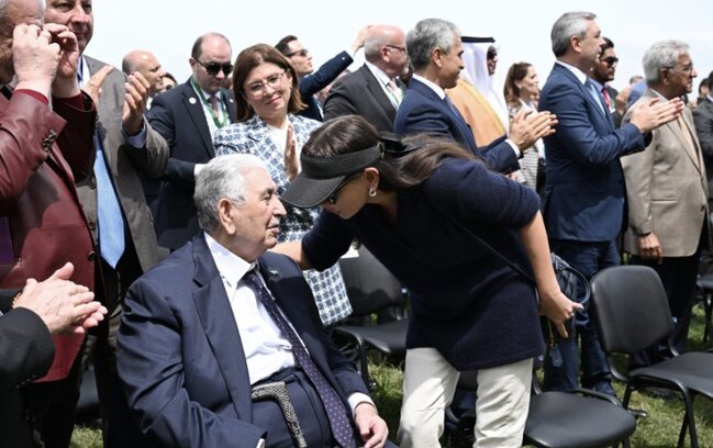 Mehriban Əliyevadan Arif Babayevin ölümü ilə bağlı paylaşım