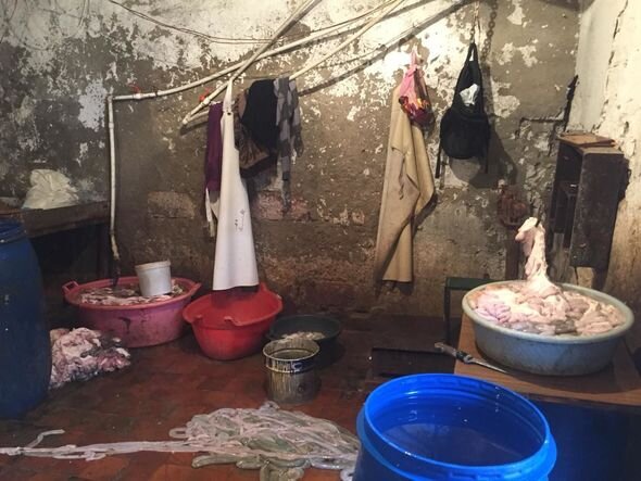 Bakıda sexdə iyrənc mənzərə - FOTO