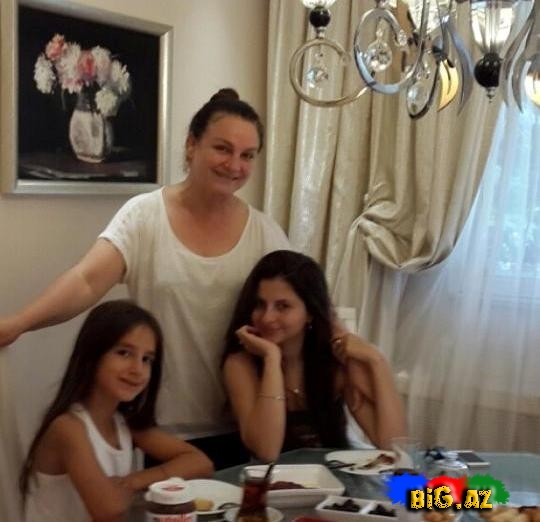 Məlahət Abbasova qızı ilə eyni səhnədə - FOTO