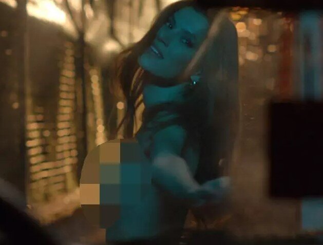 "Arka sokaklar"ın aktrisası yeni serial üçün lüt soyundu - FOTOLAR