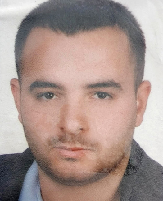 Keçmiş həyat yoldaşını uşağını küçədə qanına qəltan etdi: 