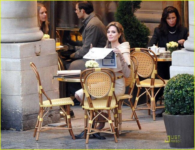 Aynişanın kafe həyəcanı - "Colinin olduğu yerdir"