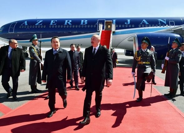 Prezident İlham Əliyev Qazaxıstana rəsmi səfərə gedib - FOTO