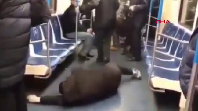 Metroda "koronavirus" zarafatı etdi - saxlanıldı - VİDEO