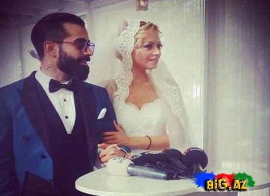 Türk müğənninin gizli evliliyi - FOTO