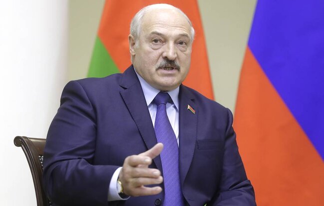 Lukaşenko: "ABŞ və Çin arasında dünyanı yenidən qurmaq davası gedir"