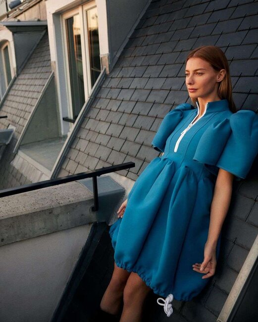 448 minə ev alıb, teatr açmaq istəyir - FOTO