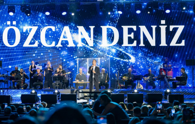 Eyyub Hüseynzadənin təşkilatçılığı ilə möhtəşəm Özcan Dəniz gecəsi - VİDEO- FOTOLAR