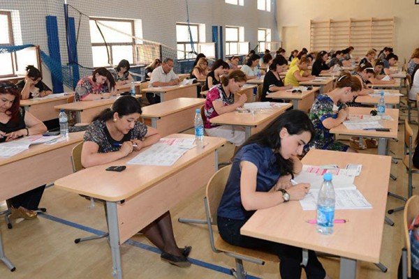 Məmur olmaq istəyənlər imtahan verəcək