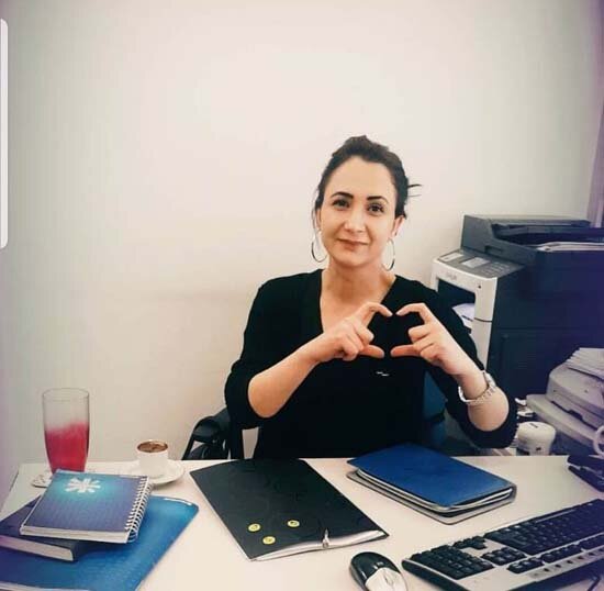 Gecə yarısı dəhşət: Bankda işləyən qadını başından güllələdilər - FOTO