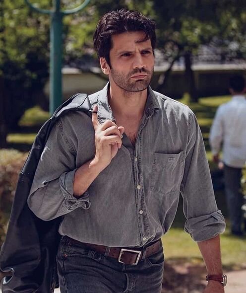 Məşhur türkiyəli aktyor Hollivud ulduzu ilə qarşı-qarşıya gələcək - FOTO