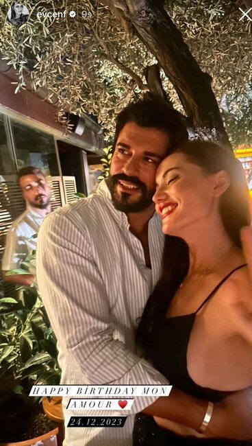 Fahriye Evcen yoldaşı Burak Özçivitin ad gününü təbrik edib-FOTOLAR