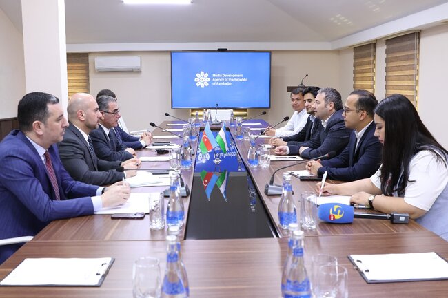 Özbəkistan Respublikasının bir sıra dövlət orqan və qurumlarının kommunikasiyaya məsul şəxsləri və media nümayəndələri ilə görüş keçirilib