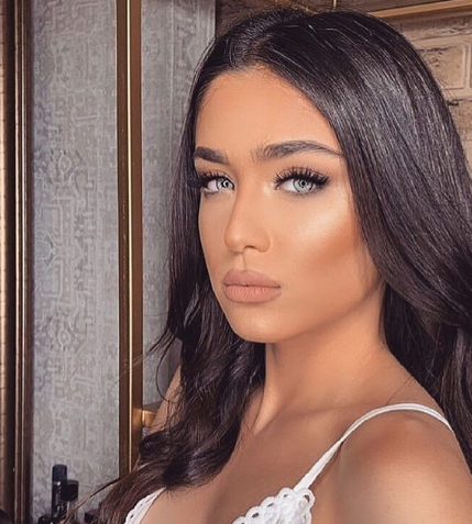 Azərbaycanın sosial şəbəkədə fenomen olan ən gözəl qızları - FOTOLAR