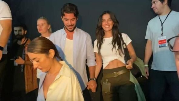 Pınar Dəniz və Kaan Yıldırım ilk dəfə əl-ələ görüntüləndilər - FOTO