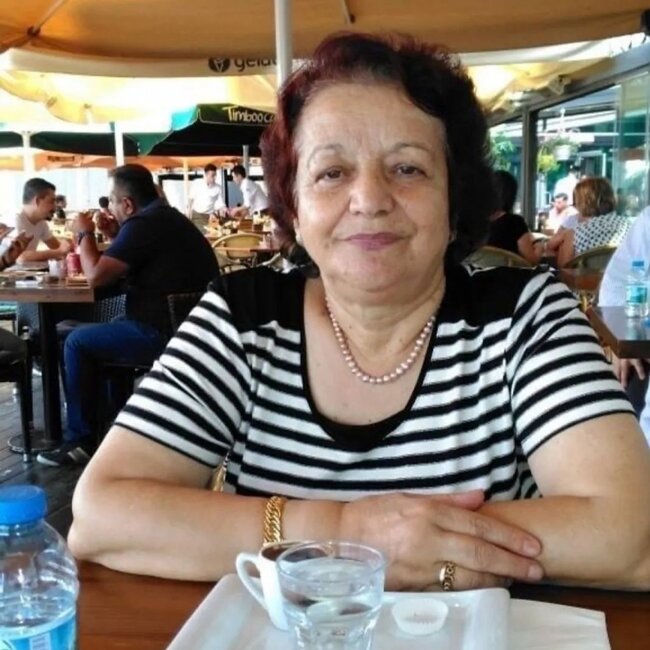 Türkiyəli aparıcının bibisi zəlzələdə həlak oldu - FOTO