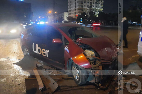 Bakıda daha bir "Prius" qəzası: Xəsarət alanlar var - FOTO