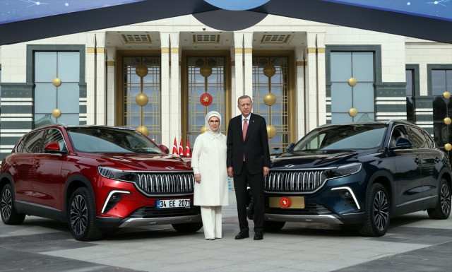 Əminə Ərdoğana verilən "Togg"un pulunu kim ödəyib? - VİDEO