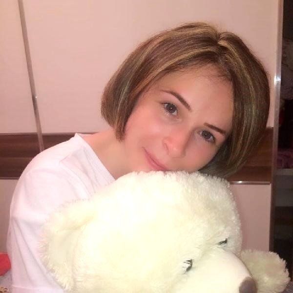 33 yaşlı xadimə evində ölü tapıldı: Boynundakı bu izlər... - FOTOLAR