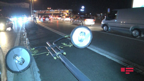 Bakıda 6 avtomobil toqquşub, xəsarət alanlar var – FOTO