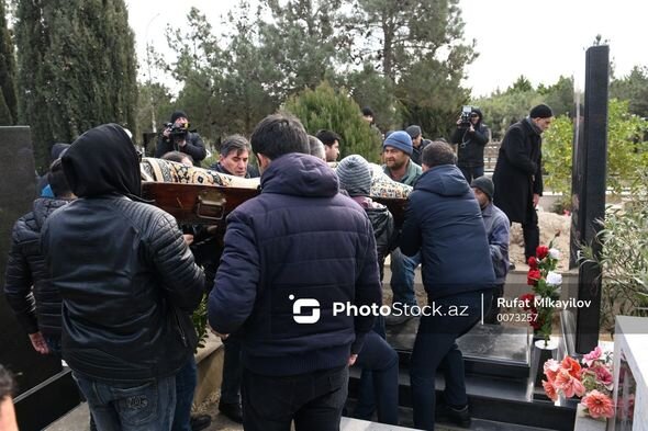 Əməkdar artist Gülbahar Şükürlü dəfn olundu - YENİLƏNİB + FOTO/VİDEO