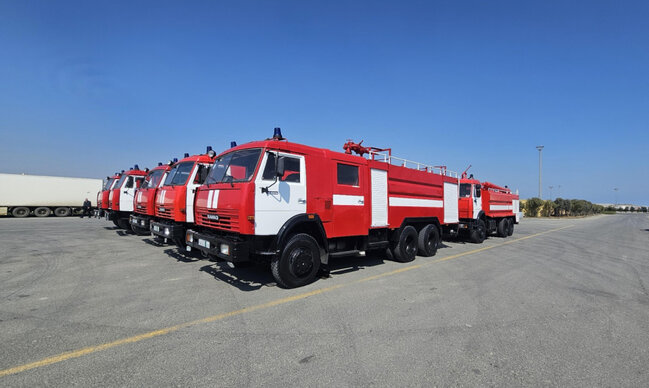 Prezident tapşırdı - Qırğızıstana 10 "KamAZ" göndərildi