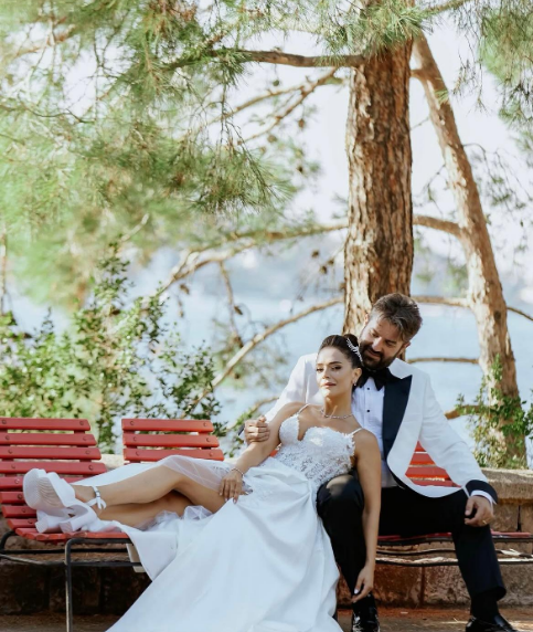 İpek Karapınarın toyundan FOTOLAR