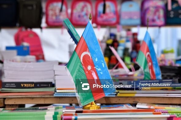 Məktəbli ləvazimatının qiymətləri nə qədər artırılıb? – "Sədərək" və yarmarkadan REPORTAJ-FOTO