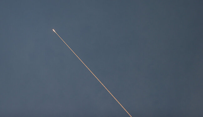 Qəzzadan dəhşət saçan FOTOLAR: Şəhər dağılır