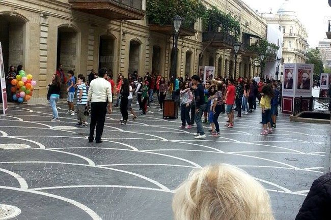 Tarqovu küçəsində fahişə bazarı - FOTO