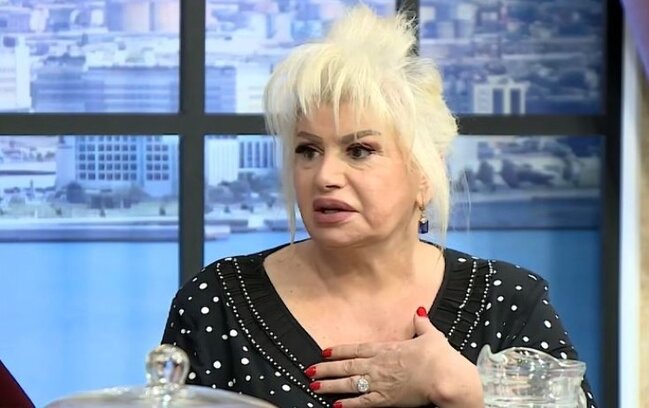 Qızına biznes qurur