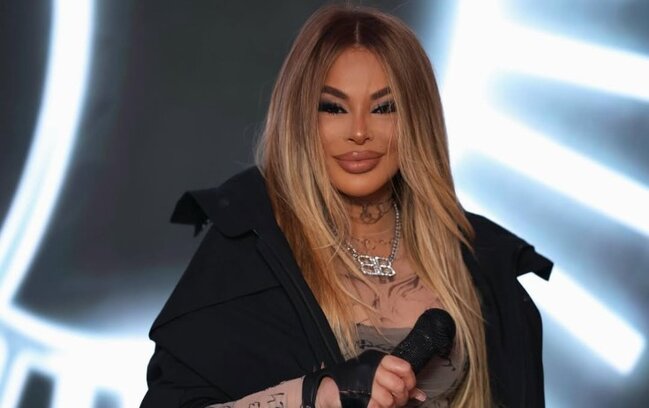 Xalq artistimiz Aygün Kazımova TANINMAZ HALDA - FOTOLAR