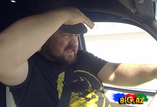 Avtomobil blogeri "London taksisi"ni sınaqdan keçirdi - VİDEO