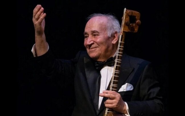 "Vəfatından sonra gördüm ki, tarının simi qırılıb"