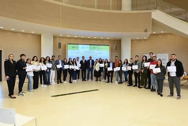 Telejurnalistlər üçün "Audiovizual media mühitində universal jurnalist" mövzusunda keçirilən təlimlər yekunlaşıb