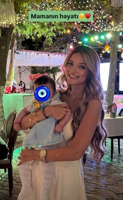 Nəzrin qızı ilə foto paylaşdı