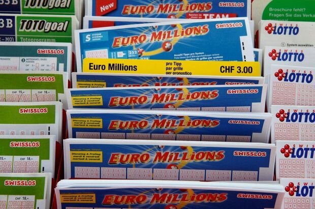 Fransa sakini lotereyada 160 milyon avro udub