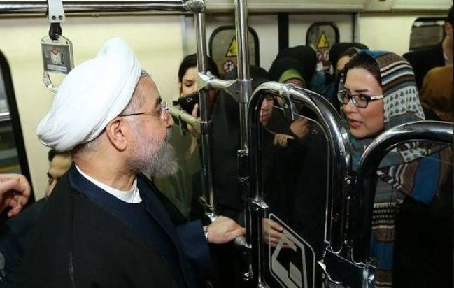 İran prezidenti metro ilə işə getdi