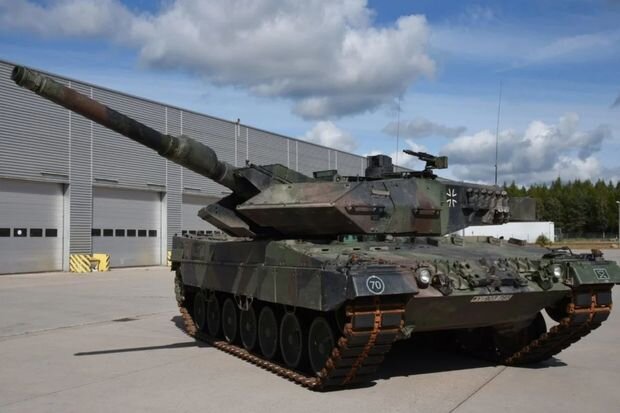 Daha bir ölkə Ukraynaya "Leopard" tankları verəcək