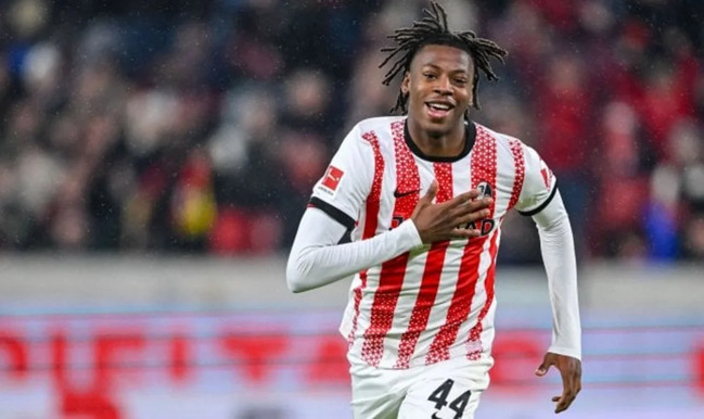 "Real" "Frayburq"un yarımmüdafiəçisi Joan Manzambi ilə maraqlanır