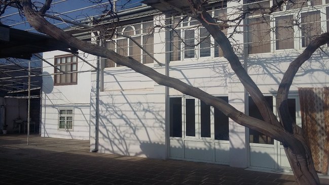 Şirvan rayonunda həyət evi satılır!