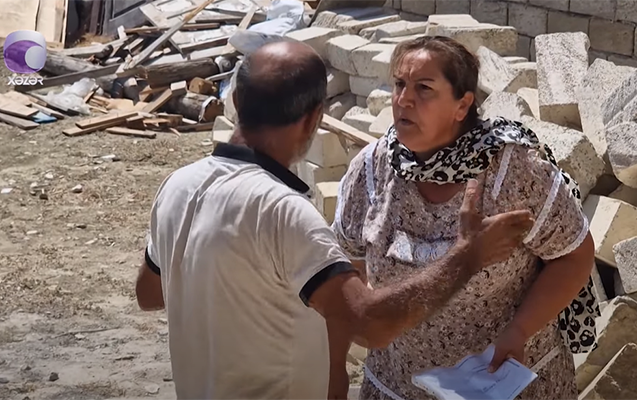 Abşeronda bir ev 5 nəfərə satılıb? - Video