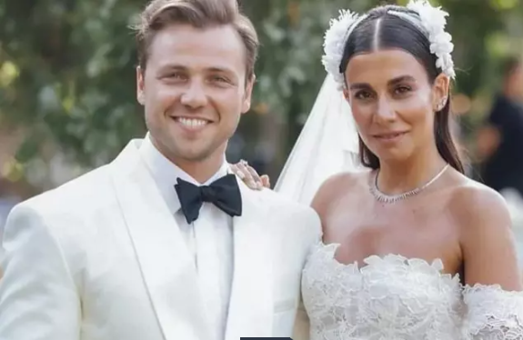 Tolga Sarıtaş oğluna verəcəyi adı açıqladı