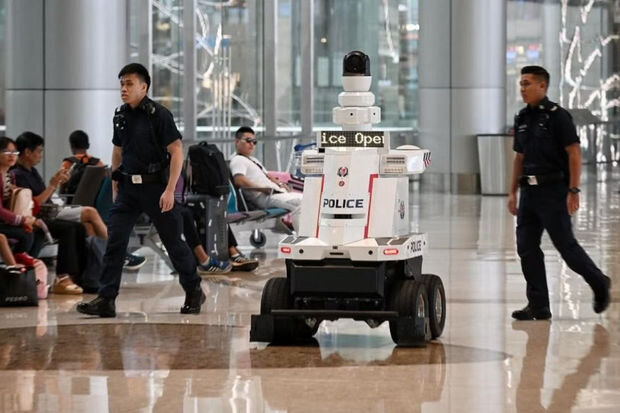 Sinqapurda hava limanlarında təhlükəsizliyi robot maşınlar qoruyacaq