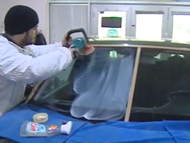 Avtomobil şüşələrinin çat və cızıqlarının bərpası mümkündür - VİDEO